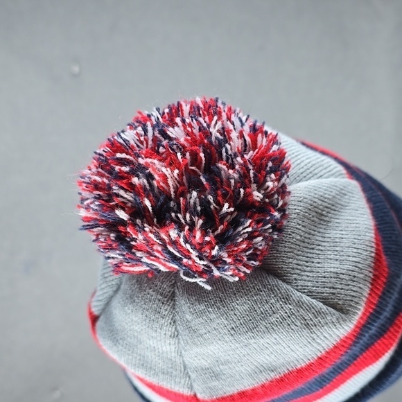 Patriots Football Pom Pom Winter Hat Red White Blue Stripe..men's hat - Picture 4 of 7